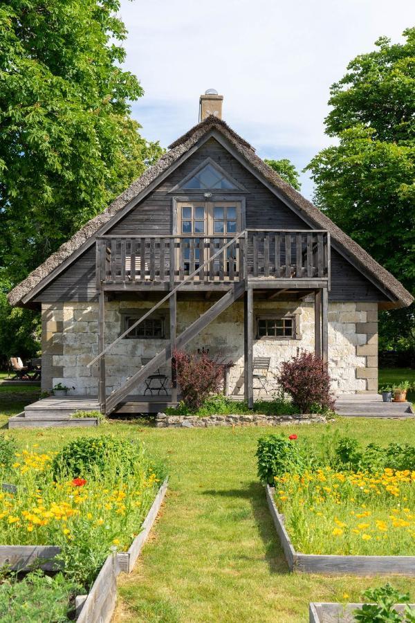 Апартаменты Muhu Namaste Simisti Экстерьер фото